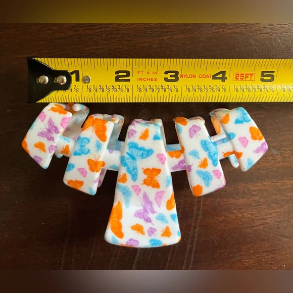 Teleties Unbreakable Claw Clip | Fluttering by Butterflies - Picture 3 of 4